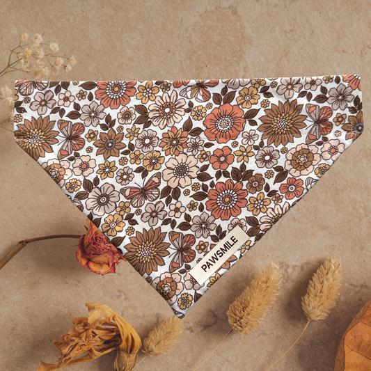 Autumn Blooms – Herfst Bandana met Bloemen & Vlinders