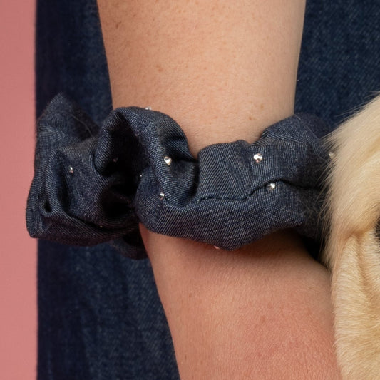 Denim Chic Scrunchie – Scrunchie met Denim en Strass Steentjes